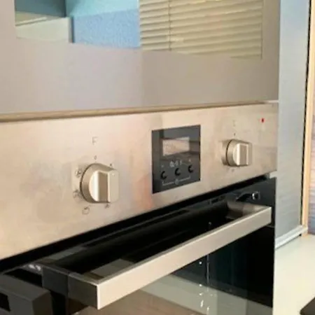 Semesterbostad Climatisee Pour 6 Avec Piscine Et Parking Proche - Fr-1-607-42