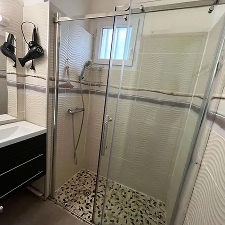 Climatisee Pour 6 Avec Piscine Et Parking Proche - Fr-1-607-42 بيت للعطل آجد