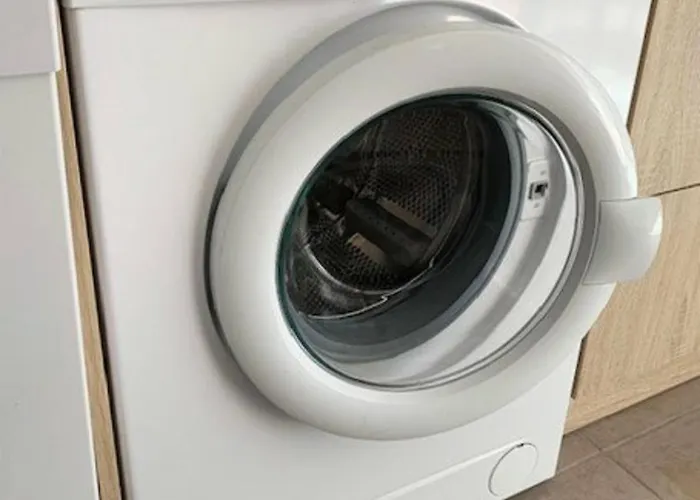 Climatisée Pour 6 Avec Piscine Et Parking Proche - Fr-1-607-42 Casa vacanze *