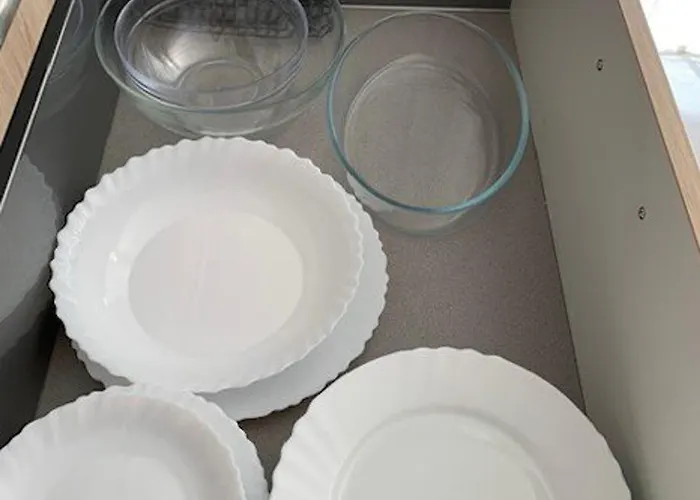 Climatisée Pour 6 Avec Piscine Et Parking Proche - Fr-1-607-42