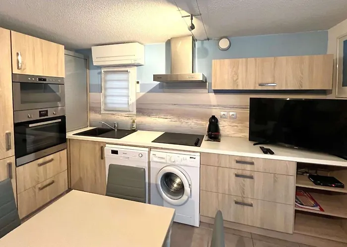 Climatisée Pour 6 Avec Piscine Et Parking Proche - Fr-1-607-42 Casa vacanze